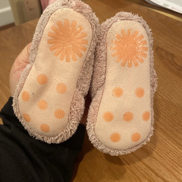 Ugg bixbee baby bootie - Picture 3 of 4